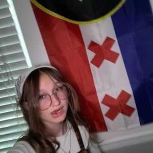 Meet your Posher, Bella